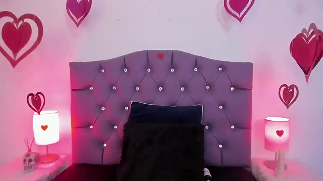 Snapshot of Nyx_nayla chatting on 13, 2, 2025 Nyx nayla online show from 13, 2, 2025