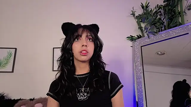 Snapshot of Nyx_nayla chatting on 7, 10, 2025 Nyx nayla online show from 7, 10, 2025