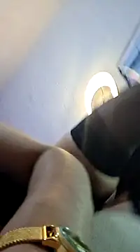 Snapshot of emmily_d chatting on 18, 12, 2024 emmily d online show from 18, 12, 2024