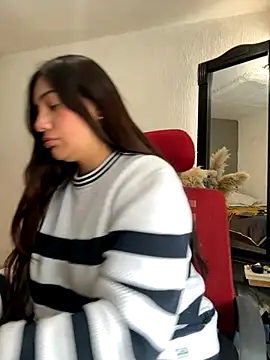 Snapshot of emmily_d chatting on 2, 10, 2025 emmily d online show from 2, 10, 2025