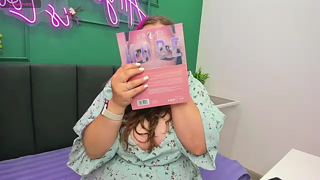 MonikaCharming online show from 1, 7, 2026