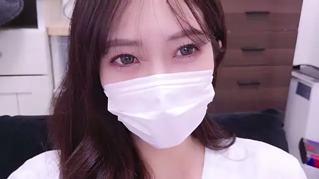 oxo yuna oxo online show from 9, 3, 2025