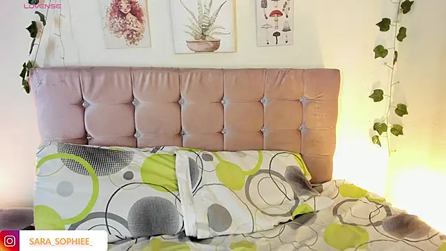 sara sophieee online show from 8, 2, 2025