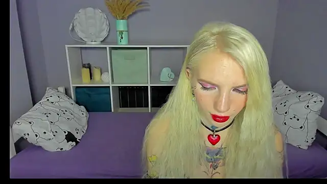 Snapshot of AnneTenet chatting on 14, 2, 2025 AnneTenet online show from 14, 2, 2025