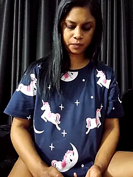 Snapshot of Sensual_indian7 chatting on 10, 9, 2025 Sensual indian7 online show from 10, 9, 2025