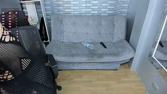 coniie jhons online show from 22, 3, 2025