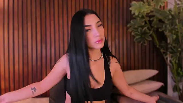 Jennmiiller  online show from 19, 9, 2025