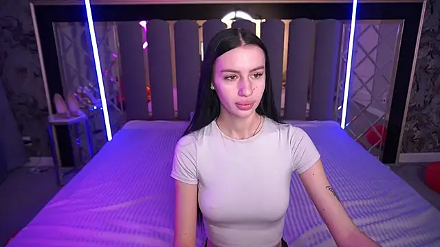 Snow WhiteeeX online show from 1, 3, 2026