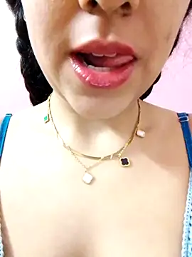 Snapshot of Ghazal_Arab21 chatting on 1, 2, 2025 Ghazal Arab21 online show from 1, 2, 2025