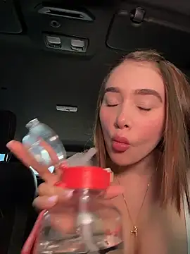 Snapshot of Lanataylor- chatting on 8, 3, 2026 Lanataylor- online show from 8, 3, 2026