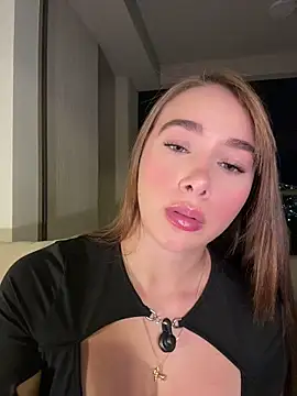 Snapshot of Lanataylor- chatting on 5, 5, 2026 Lanataylor- online show from 5, 5, 2026