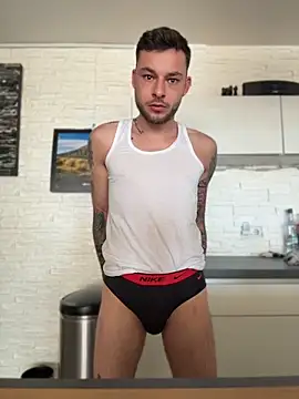 hottwoboys online show from 20, 6, 2026