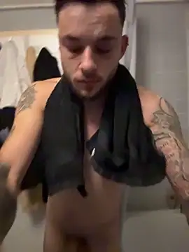 hottwoboys online show from 29, 7, 2026