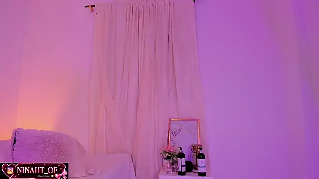 ninaht online show from 24, 7, 2026