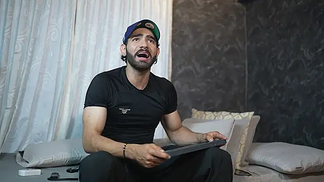 Austin bolt online show from 24, 12, 2024