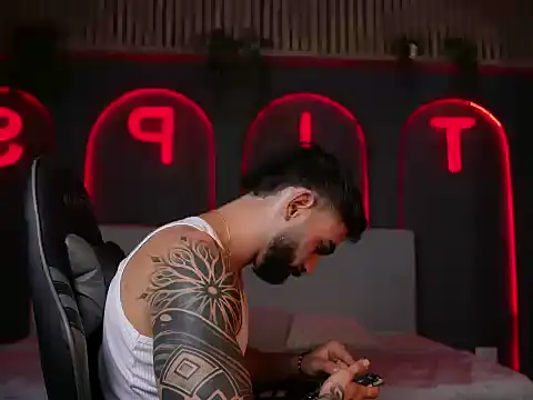 Austin bolt online show from 13, 11, 2025