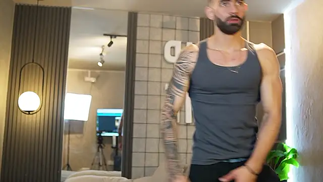 Austin bolt online show from 17, 2, 2026