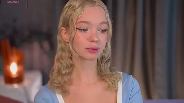  AlinaBailey online show from 15, 10, 2025