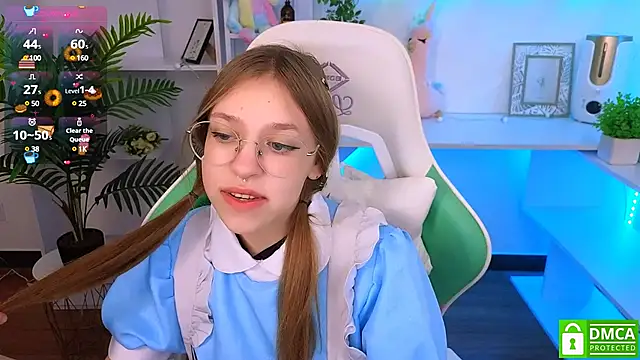 Snapshot of LayriantaVee chatting on 18, 1, 2025 LayriantaVee online show from 18, 1, 2025