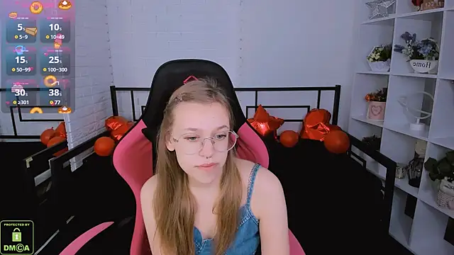 Snapshot of LayriantaVee chatting on 20, 2, 2025 LayriantaVee online show from 20, 2, 2025