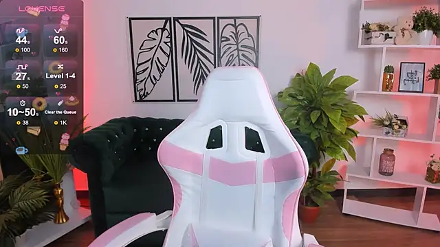 Snapshot of LayriantaVee chatting on 21, 2, 2025 LayriantaVee online show from 21, 2, 2025