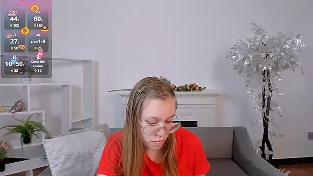 Snapshot of LayriantaVee chatting on 9, 3, 2025 LayriantaVee online show from 9, 3, 2025