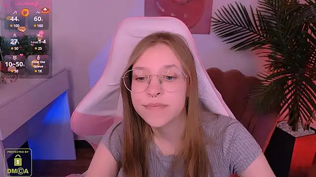 Snapshot of LayriantaVee chatting on 16, 3, 2025 LayriantaVee online show from 16, 3, 2025