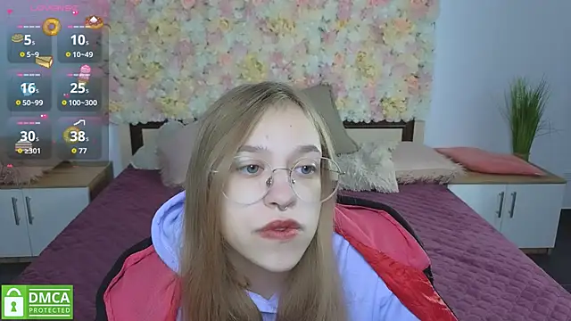 Snapshot of LayriantaVee chatting on 1, 10, 2025 LayriantaVee online show from 1, 10, 2025