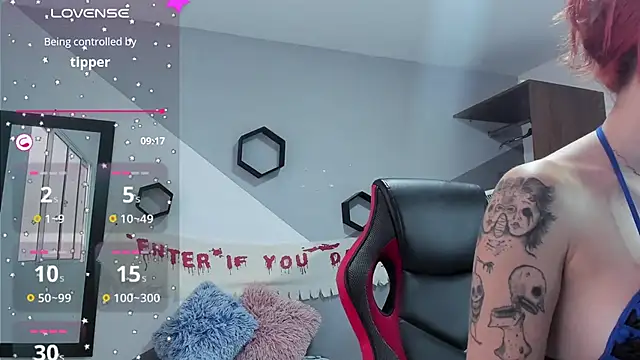 Danniela rivera online show from 13, 12, 2024