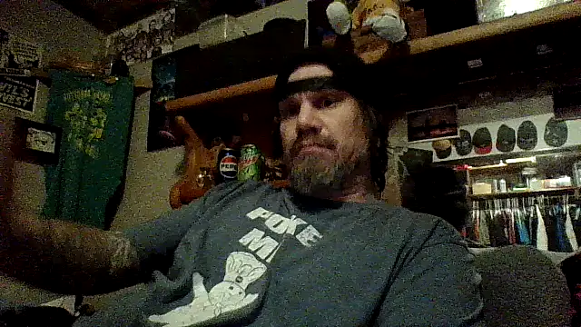 Snapshot of clitstitsandbongrips chatting on 6, 12, 2024 clitstitsandbongrips online show from 6, 12, 2024