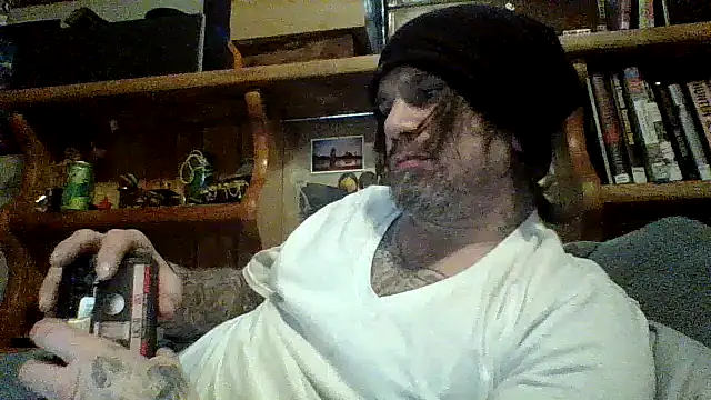 Snapshot of clitstitsandbongrips chatting on 11, 12, 2024 clitstitsandbongrips online show from 11, 12, 2024