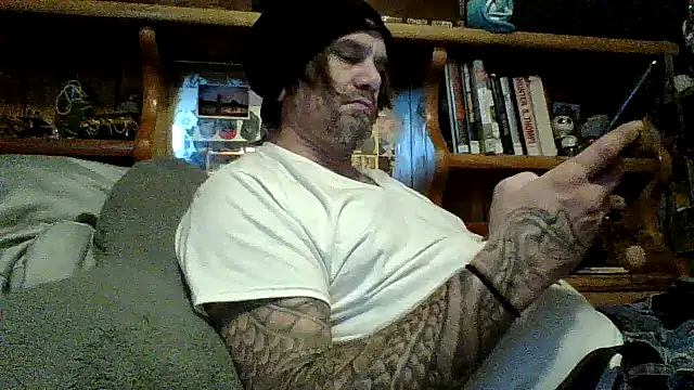 Snapshot of clitstitsandbongrips chatting on 11, 12, 2024 clitstitsandbongrips online show from 11, 12, 2024