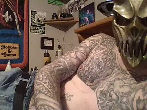 Snapshot of clitstitsandbongrips chatting on 17, 2, 2025 clitstitsandbongrips online show from 17, 2, 2025