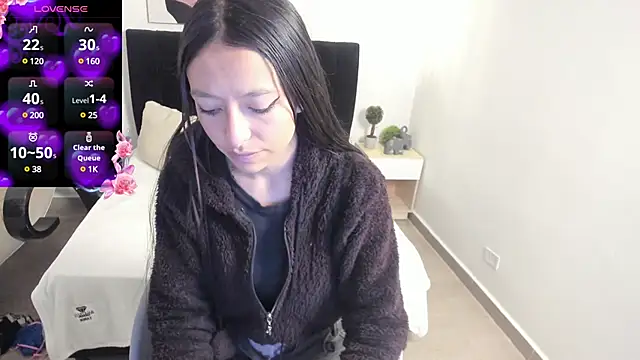 Scarlett  bell online show from 15, 3, 2025