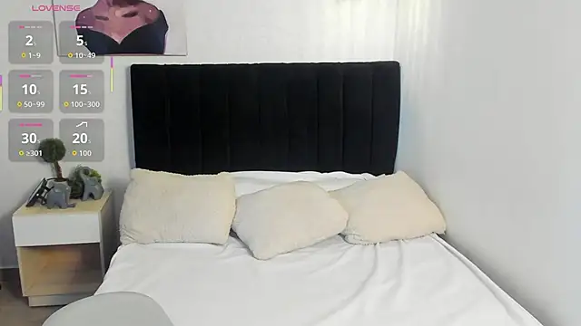 Scarlett  bell online show from 12, 9, 2025