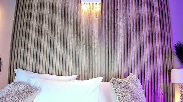 HannaPaola online show from 7, 1, 2026