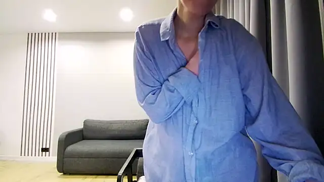 Snapshot of Daniella_Lorente chatting on 20, 12, 2024 Daniella Lorente online show from 20, 12, 2024