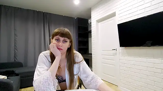 Daniella Lorente online show from 28, 4, 2026