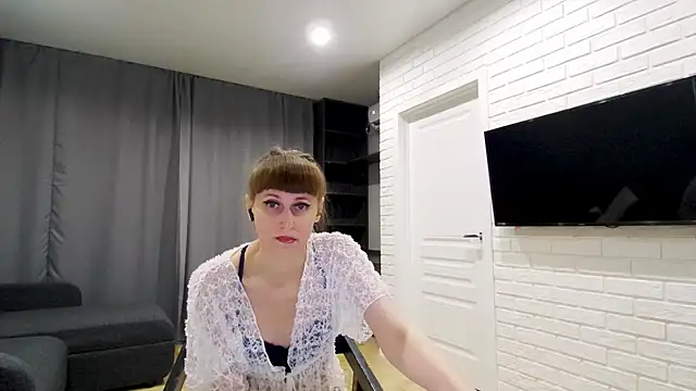 Daniella Lorente online show from 2, 5, 2026