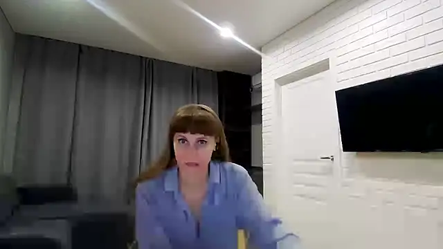 Daniella Lorente online show from 6, 5, 2026