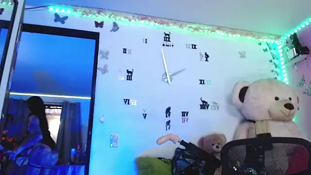 Snapshot of goddess_BigassCock chatting on 15, 3, 2026 goddess BigassCock online show from 15, 3, 2026