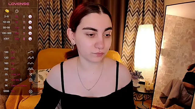 hannacheekss  online show from 17, 2, 2026