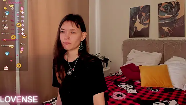 Emily Strikeee online show from 24, 2, 2026