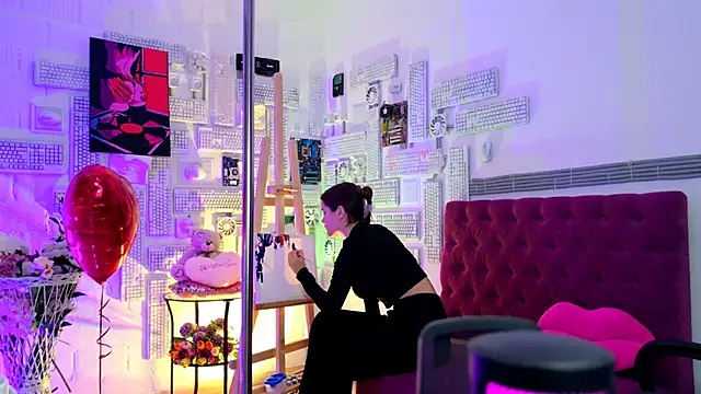 EvaThopson online show from 13, 2, 2025