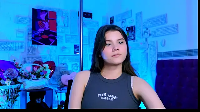 EvaThopson online show from 6, 3, 2025