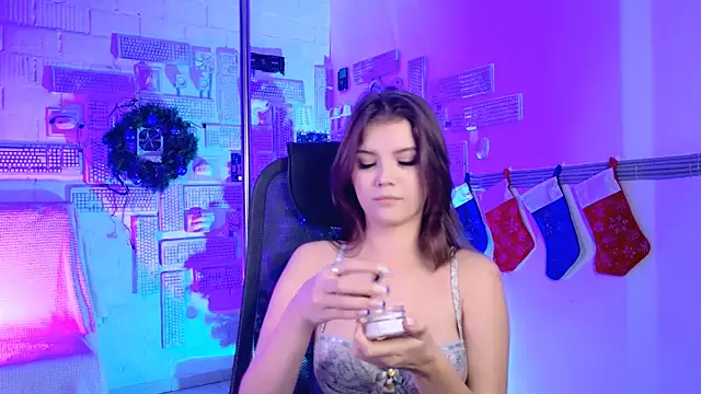 EvaThopson online show from 19, 12, 2025