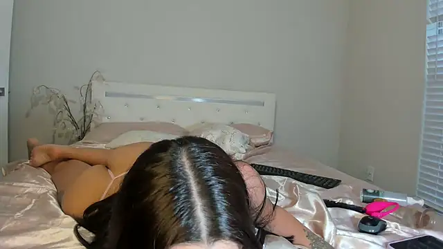 Snapshot of marianaferrero chatting on 20, 2, 2025 marianaferrero online show from 20, 2, 2025