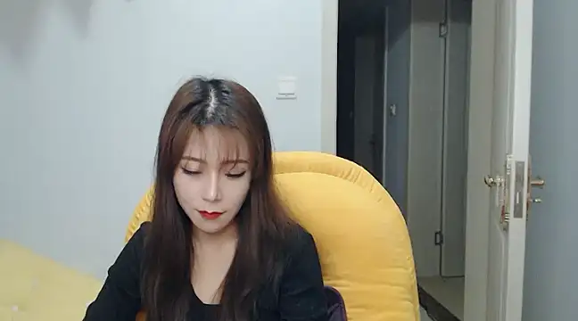 SuSushi728 online show from 5, 1, 2025