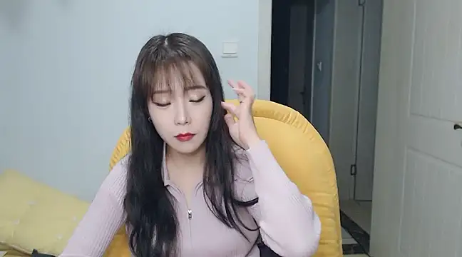 SuSushi728 online show from 1, 3, 2025