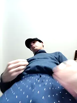 Snapshot of ElyasMatt chatting on 9, 2, 2025 ElyasMatt online show from 9, 2, 2025